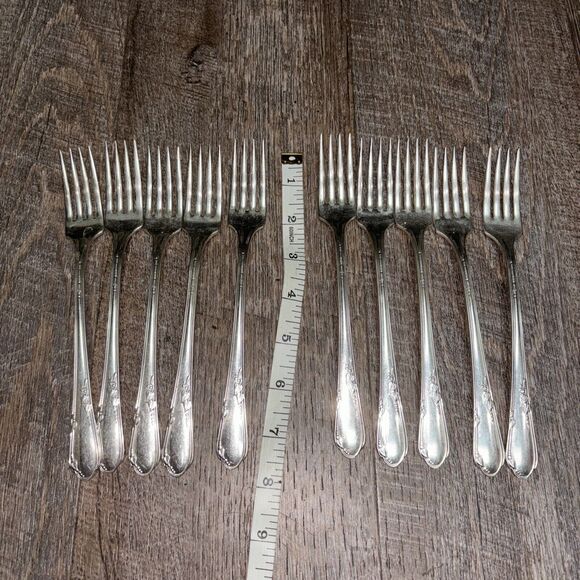 Wm A Rogers A1 Plus Oneida LTD Forks Lot Of 10 Sliver - Picture 1 of 8
